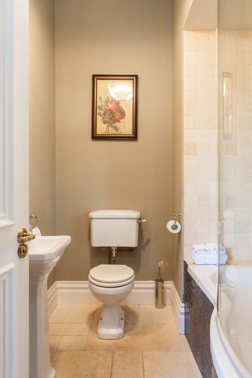 דירות אינסקורתי Wilton Castle מראה חיצוני תמונה